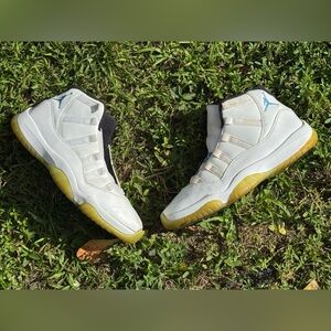 Jordan 11 legend blue restoration